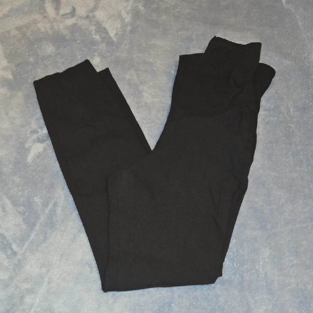 Motherhood Bounceback Black Leggings - Picture 6 of 6